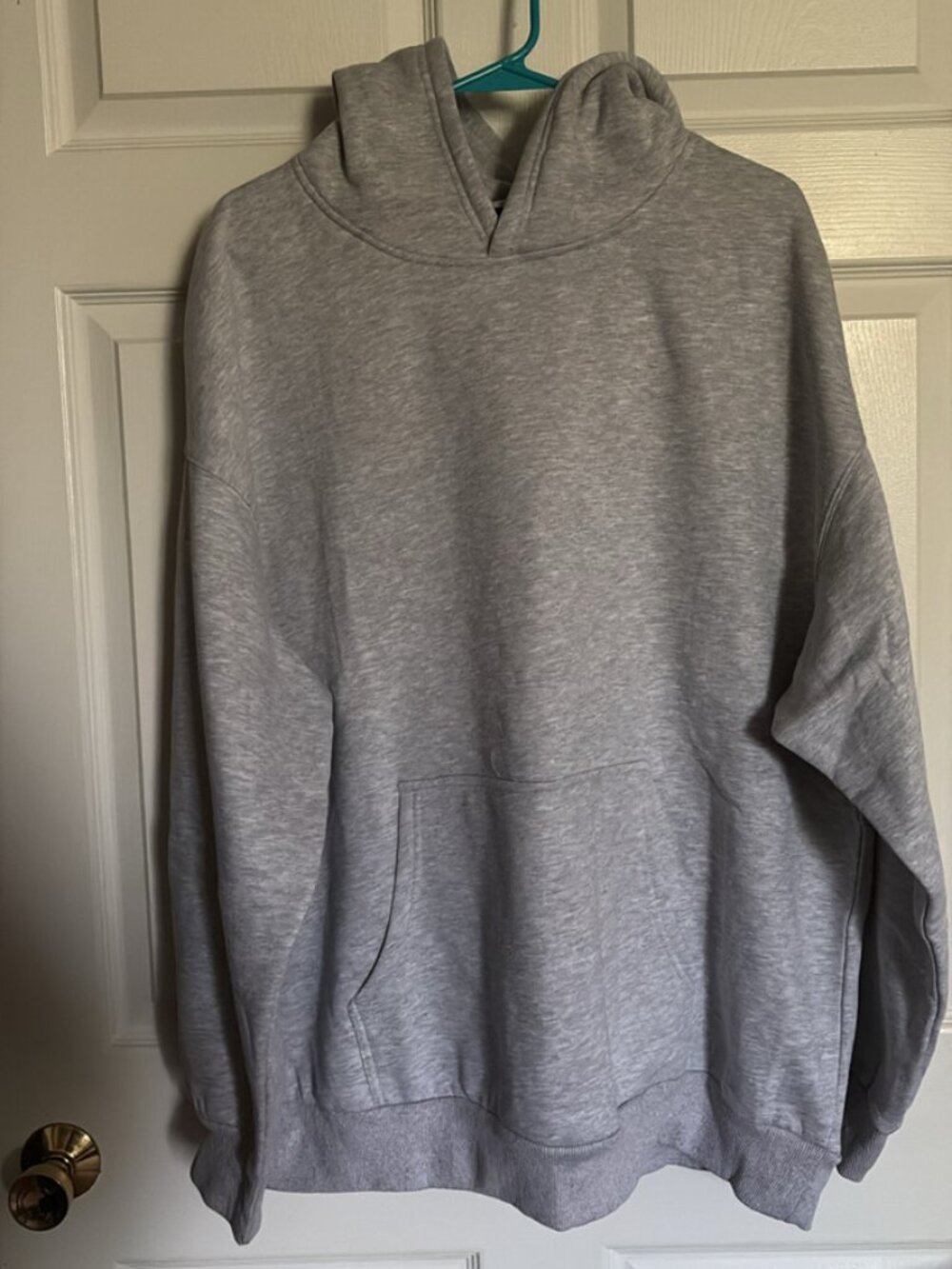 Trendy Queen Gray Pullover Hoodie – Size XL NWT